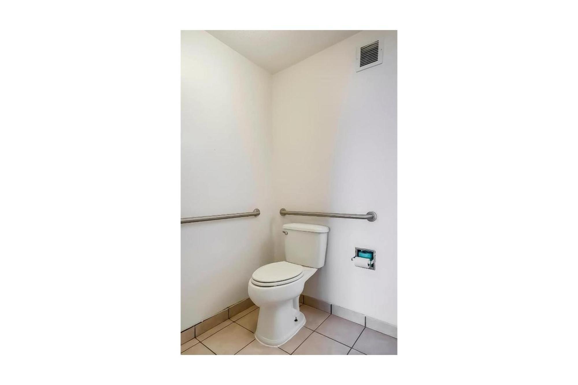 Oyo Hotel Bossier City La - Red River Екстер'єр фото